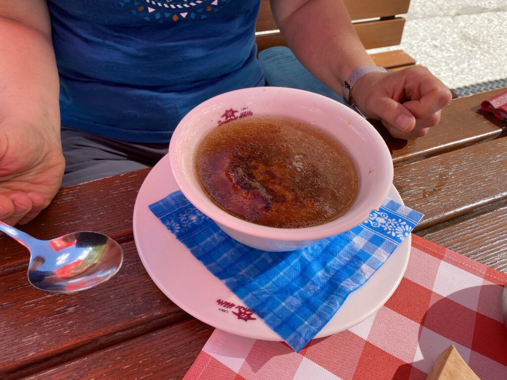 Kaspressknödelsuppe